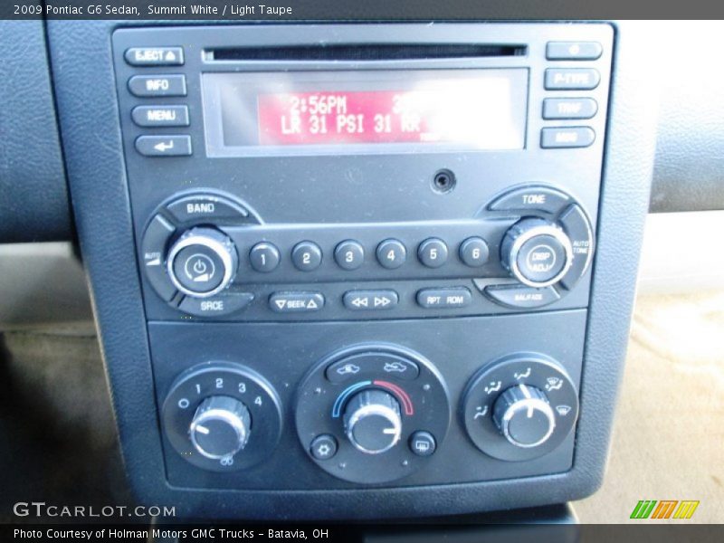 Summit White / Light Taupe 2009 Pontiac G6 Sedan