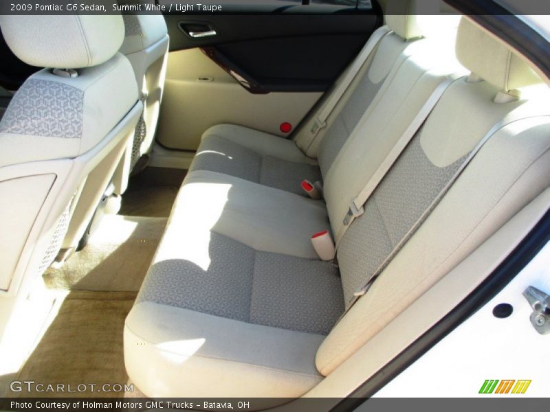 Summit White / Light Taupe 2009 Pontiac G6 Sedan