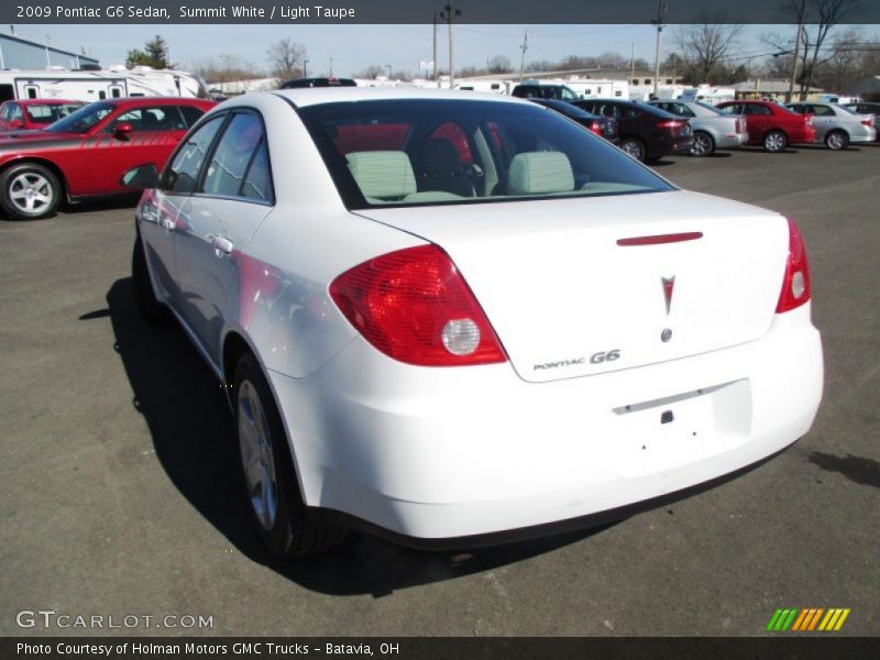 Summit White / Light Taupe 2009 Pontiac G6 Sedan