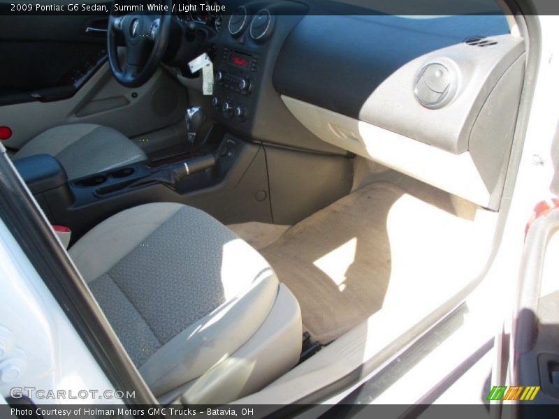 Summit White / Light Taupe 2009 Pontiac G6 Sedan