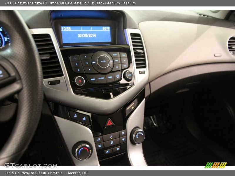 Imperial Blue Metallic / Jet Black/Medium Titanium 2011 Chevrolet Cruze LS