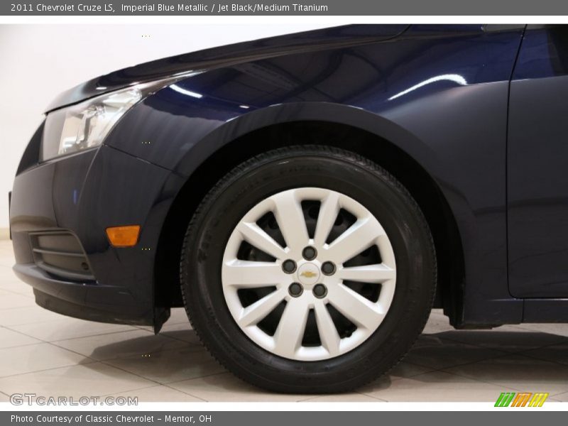 Imperial Blue Metallic / Jet Black/Medium Titanium 2011 Chevrolet Cruze LS
