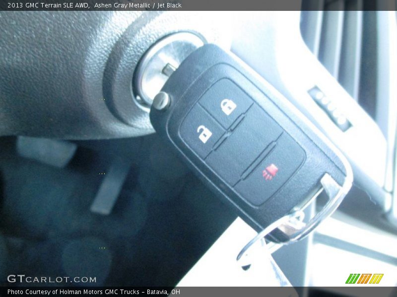 Ashen Gray Metallic / Jet Black 2013 GMC Terrain SLE AWD