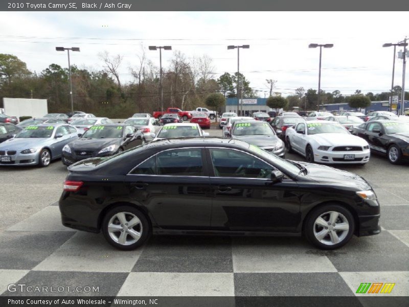 Black / Ash Gray 2010 Toyota Camry SE