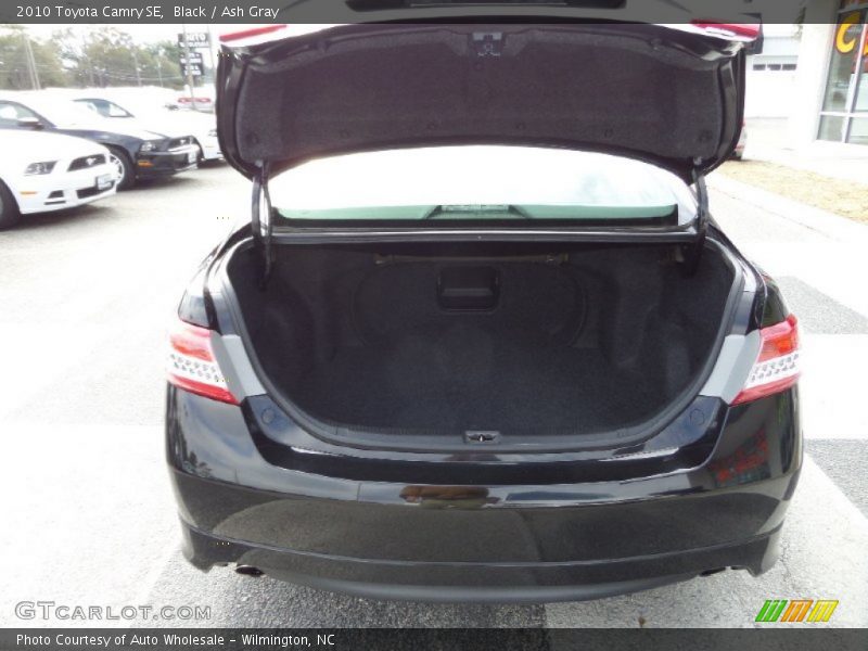 Black / Ash Gray 2010 Toyota Camry SE