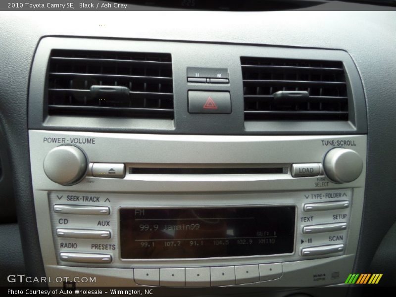 Black / Ash Gray 2010 Toyota Camry SE