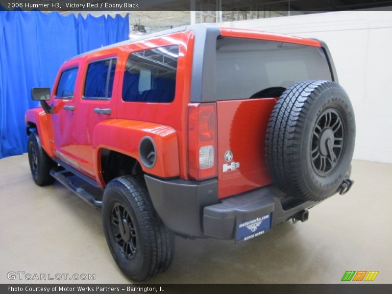 Victory Red / Ebony Black 2006 Hummer H3