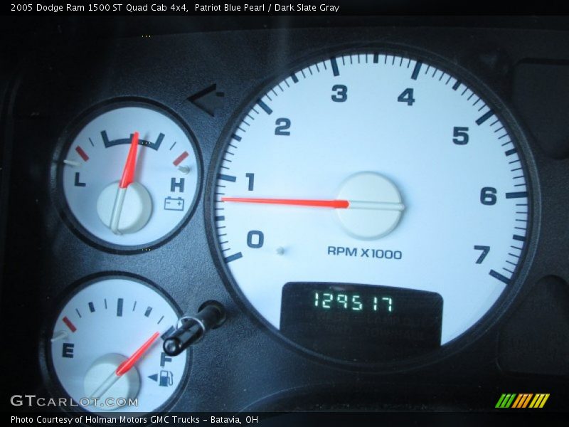 Patriot Blue Pearl / Dark Slate Gray 2005 Dodge Ram 1500 ST Quad Cab 4x4