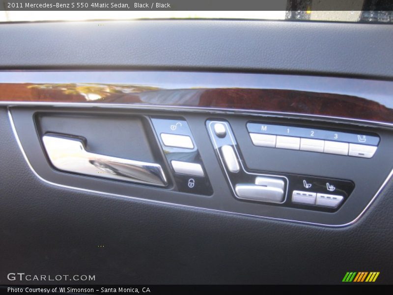 Black / Black 2011 Mercedes-Benz S 550 4Matic Sedan