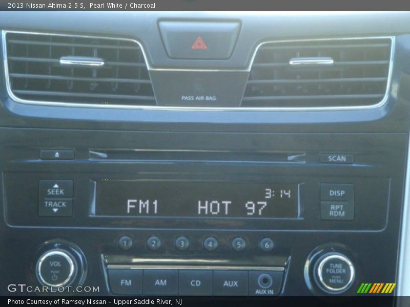Pearl White / Charcoal 2013 Nissan Altima 2.5 S