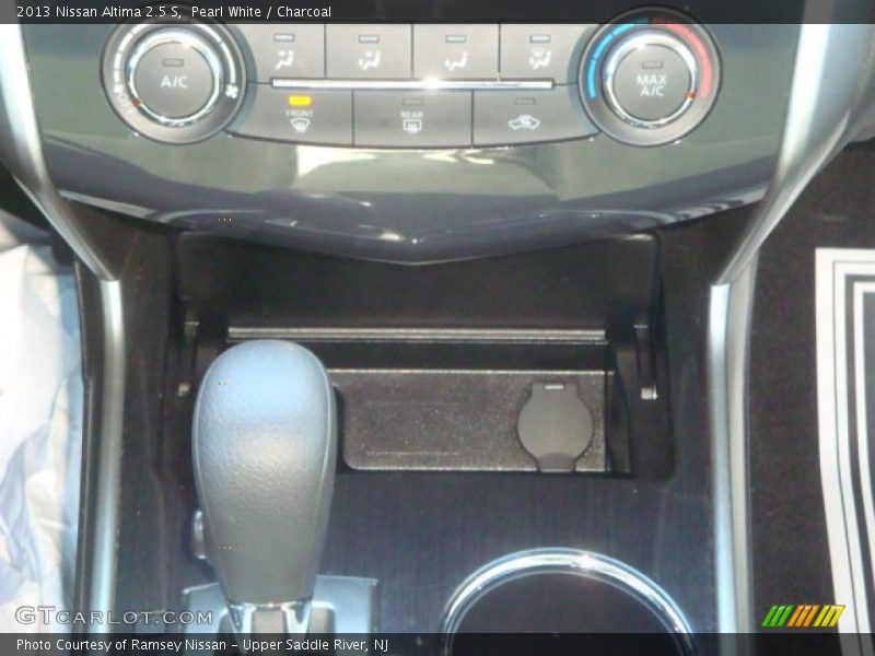Pearl White / Charcoal 2013 Nissan Altima 2.5 S