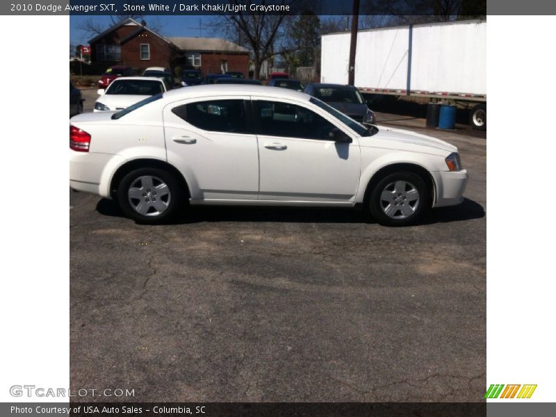 Stone White / Dark Khaki/Light Graystone 2010 Dodge Avenger SXT