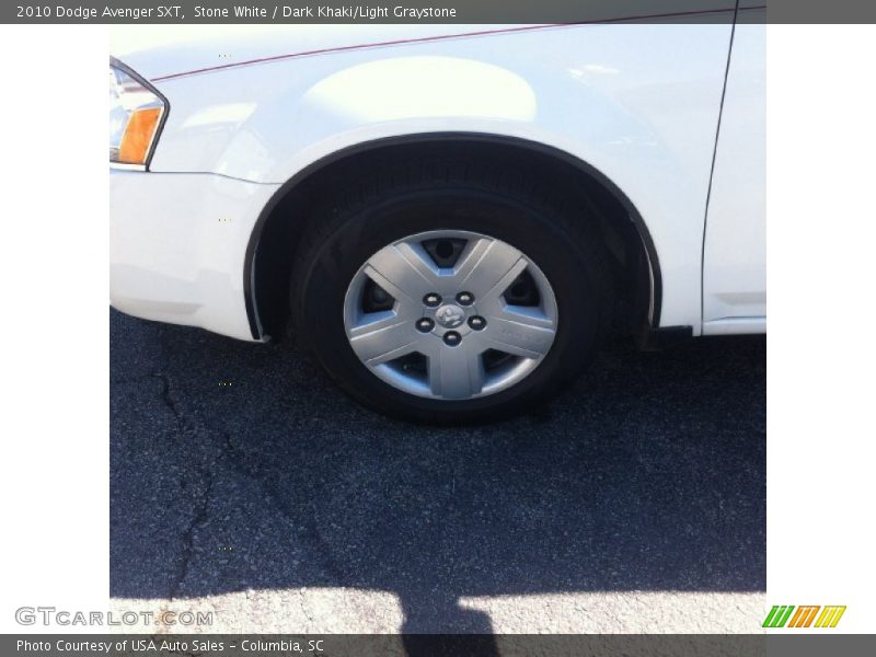 Stone White / Dark Khaki/Light Graystone 2010 Dodge Avenger SXT