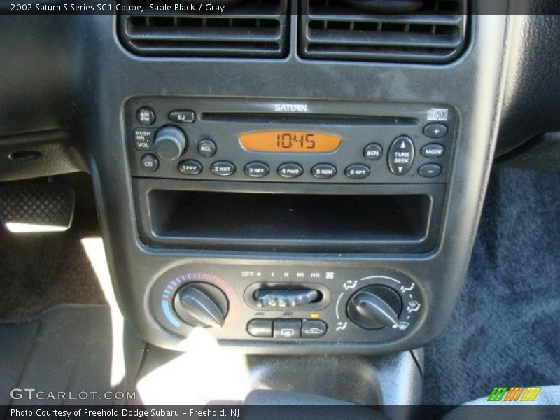 Sable Black / Gray 2002 Saturn S Series SC1 Coupe