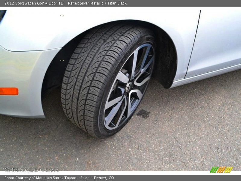 Reflex Silver Metallic / Titan Black 2012 Volkswagen Golf 4 Door TDI
