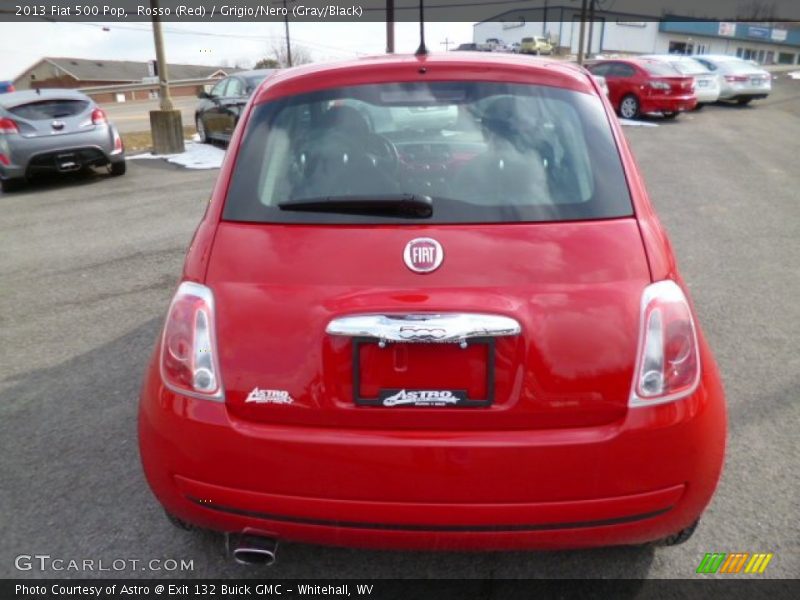 Rosso (Red) / Grigio/Nero (Gray/Black) 2013 Fiat 500 Pop