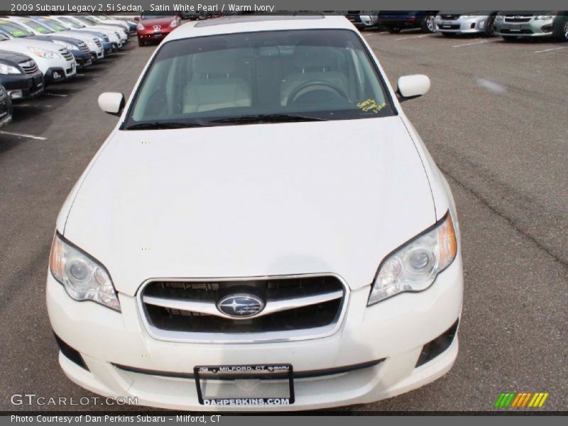 Satin White Pearl / Warm Ivory 2009 Subaru Legacy 2.5i Sedan
