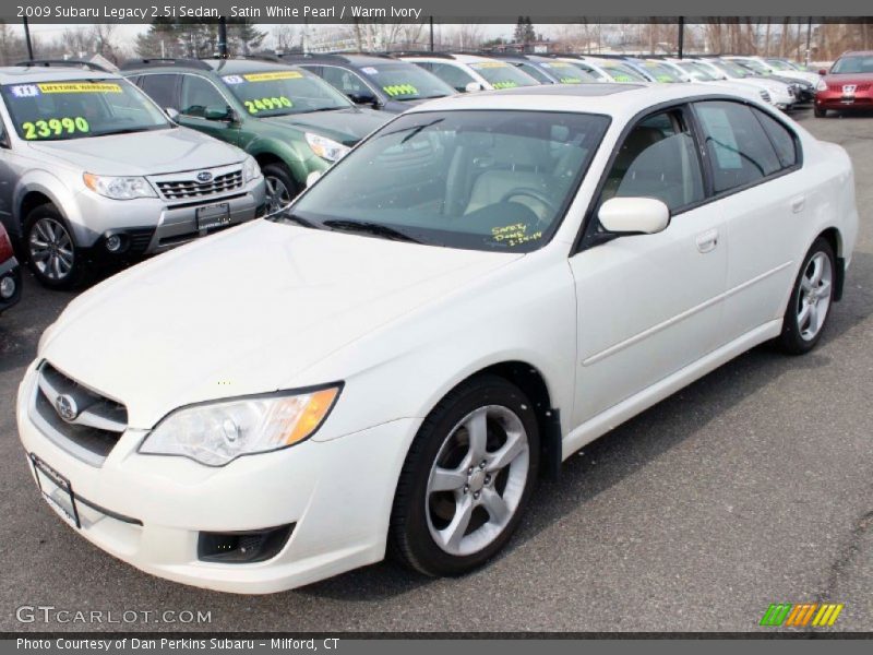 Front 3/4 View of 2009 Legacy 2.5i Sedan