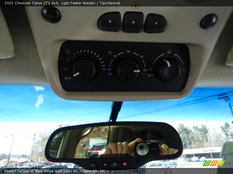 Light Pewter Metallic / Tan/Neutral 2003 Chevrolet Tahoe Z71 4x4