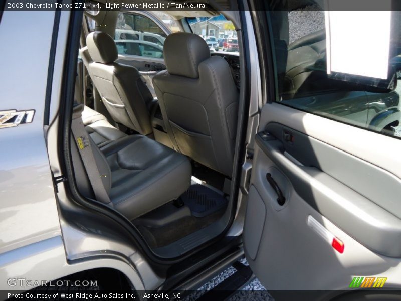 Light Pewter Metallic / Tan/Neutral 2003 Chevrolet Tahoe Z71 4x4