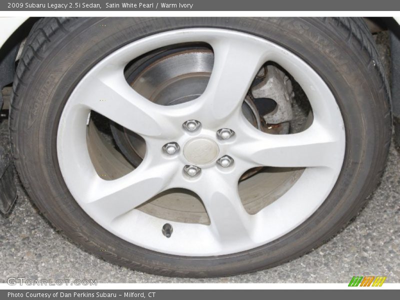 Satin White Pearl / Warm Ivory 2009 Subaru Legacy 2.5i Sedan
