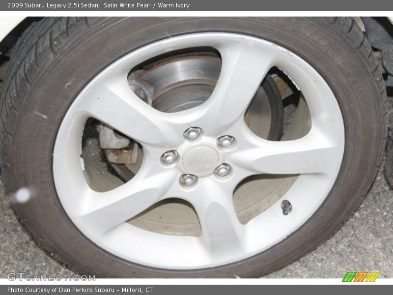 Satin White Pearl / Warm Ivory 2009 Subaru Legacy 2.5i Sedan
