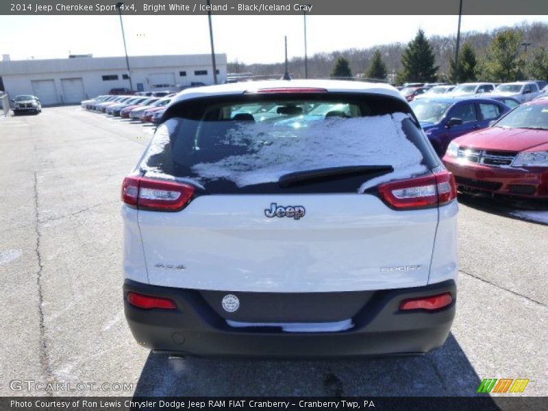 Bright White / Iceland - Black/Iceland Gray 2014 Jeep Cherokee Sport 4x4