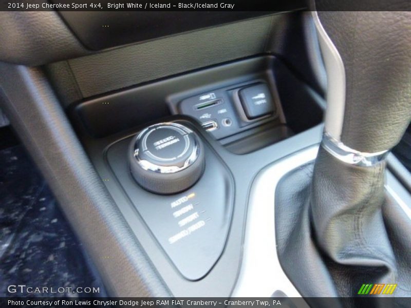 Bright White / Iceland - Black/Iceland Gray 2014 Jeep Cherokee Sport 4x4