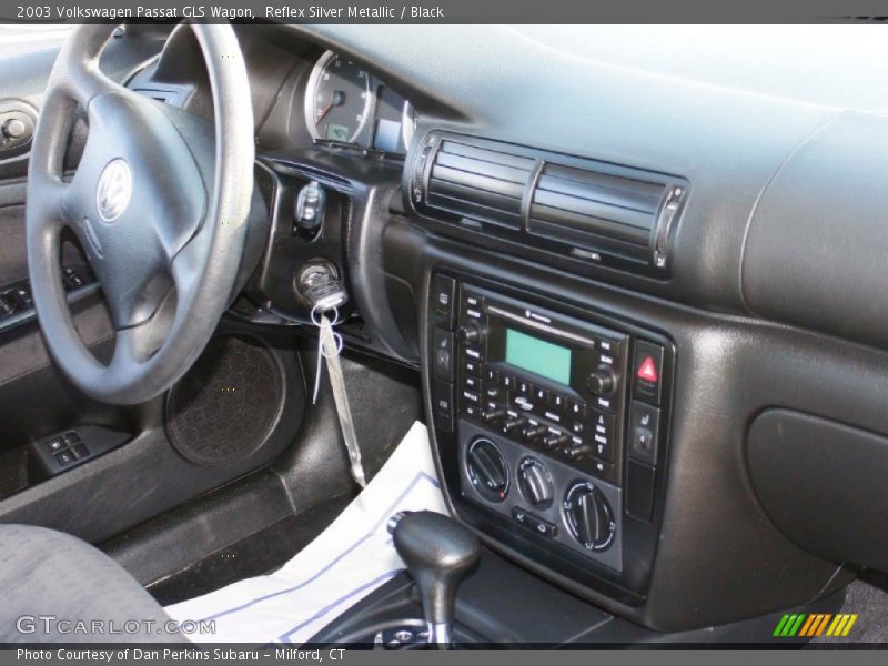 Reflex Silver Metallic / Black 2003 Volkswagen Passat GLS Wagon