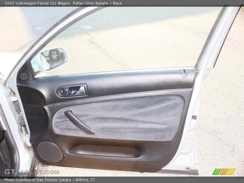 Reflex Silver Metallic / Black 2003 Volkswagen Passat GLS Wagon
