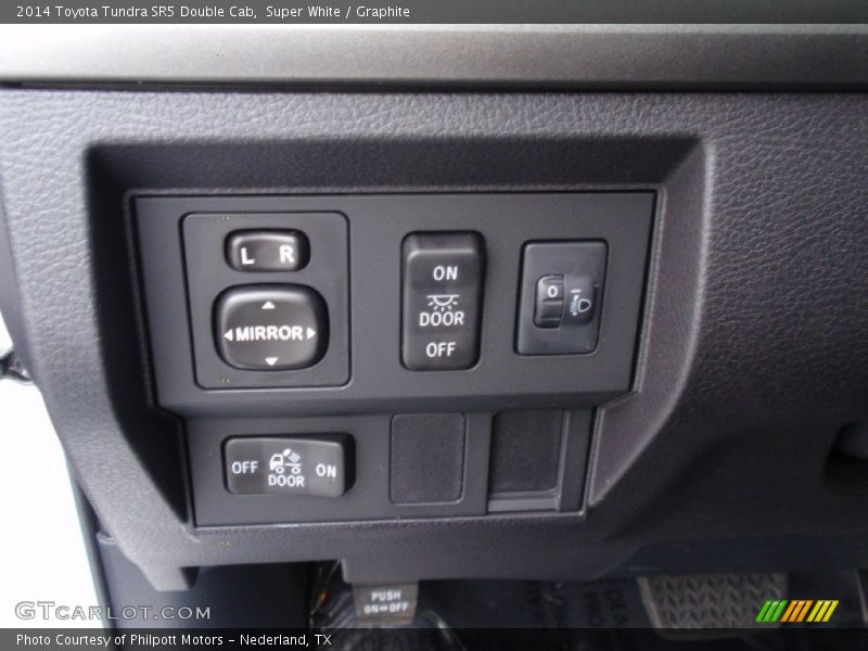 Super White / Graphite 2014 Toyota Tundra SR5 Double Cab