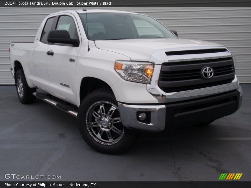 Super White / Black 2014 Toyota Tundra SR5 Double Cab