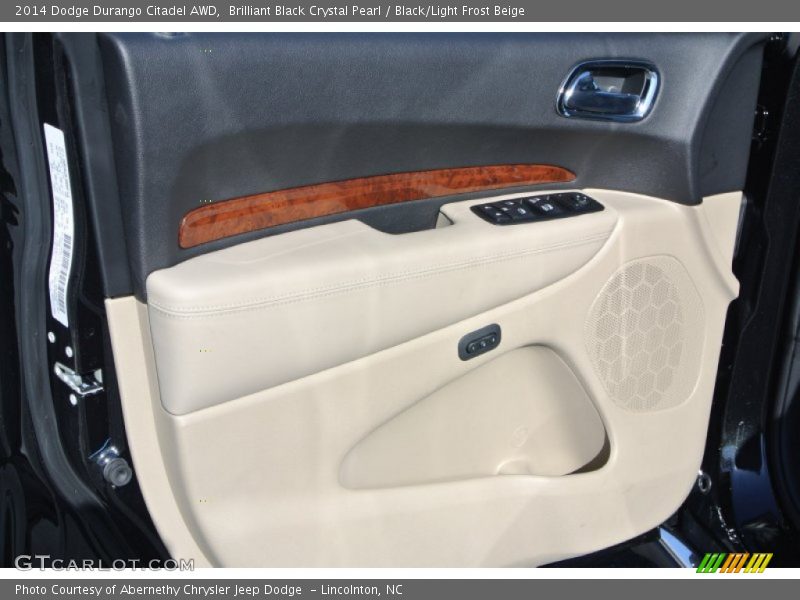 Brilliant Black Crystal Pearl / Black/Light Frost Beige 2014 Dodge Durango Citadel AWD