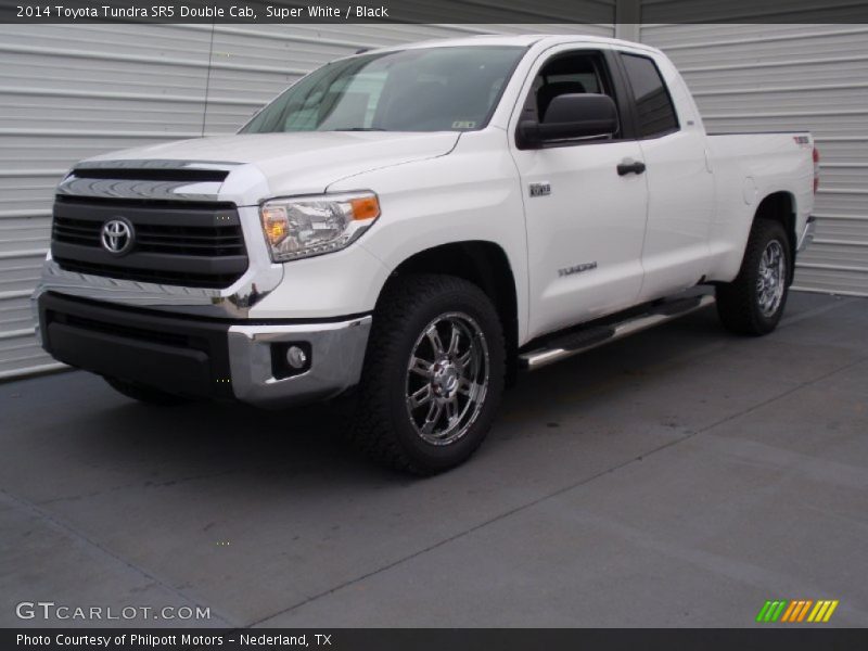 Super White / Black 2014 Toyota Tundra SR5 Double Cab