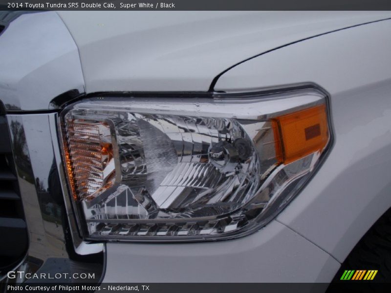 Super White / Black 2014 Toyota Tundra SR5 Double Cab