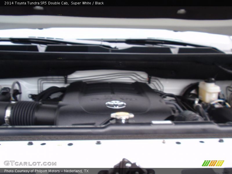 Super White / Black 2014 Toyota Tundra SR5 Double Cab