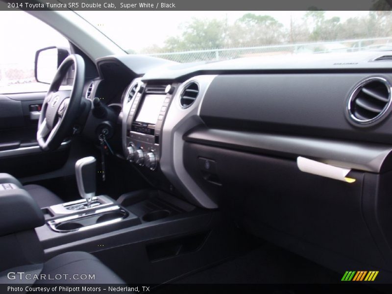 Super White / Black 2014 Toyota Tundra SR5 Double Cab