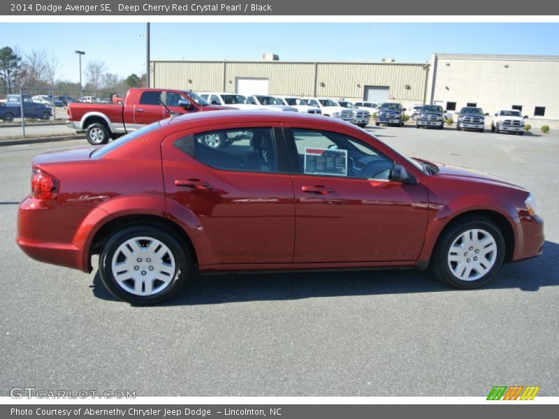 Deep Cherry Red Crystal Pearl / Black 2014 Dodge Avenger SE