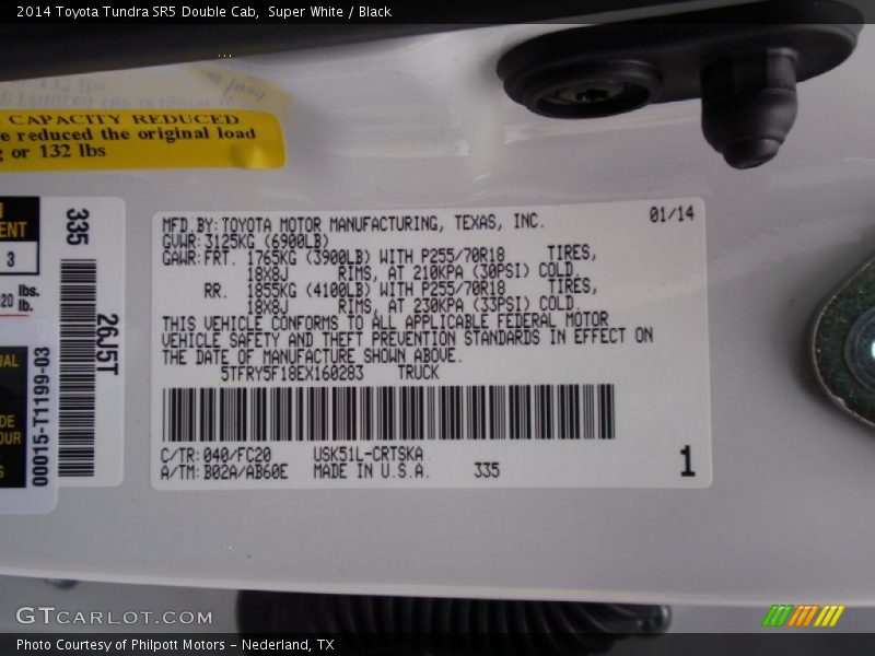 Super White / Black 2014 Toyota Tundra SR5 Double Cab