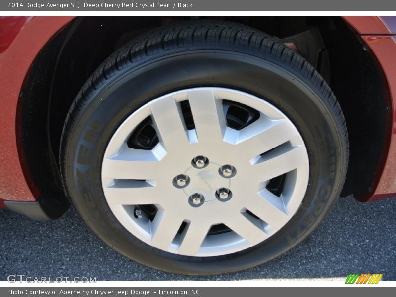 Deep Cherry Red Crystal Pearl / Black 2014 Dodge Avenger SE