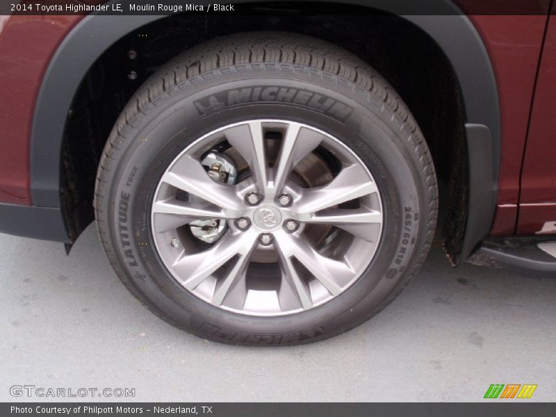 Moulin Rouge Mica / Black 2014 Toyota Highlander LE