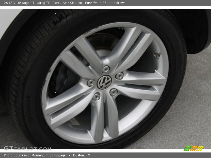 Pure White / Saddle Brown 2012 Volkswagen Touareg TDI Executive 4XMotion