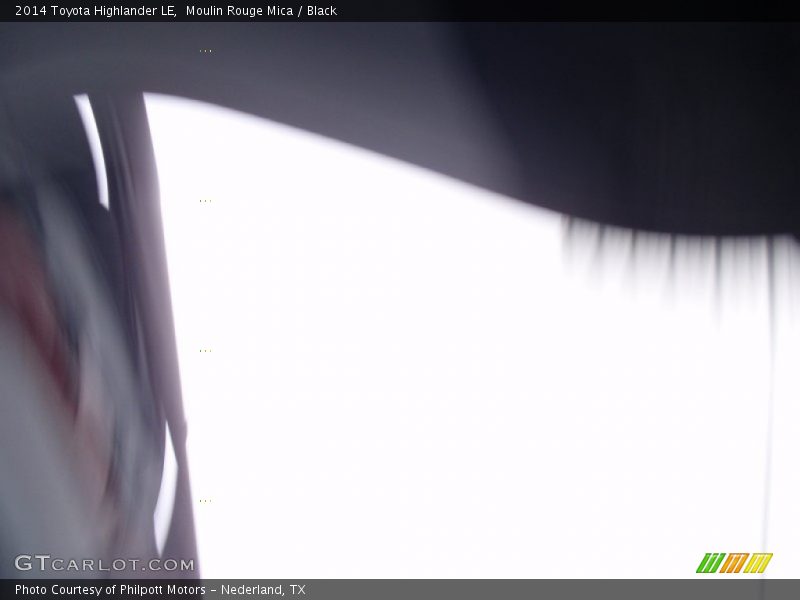 Moulin Rouge Mica / Black 2014 Toyota Highlander LE