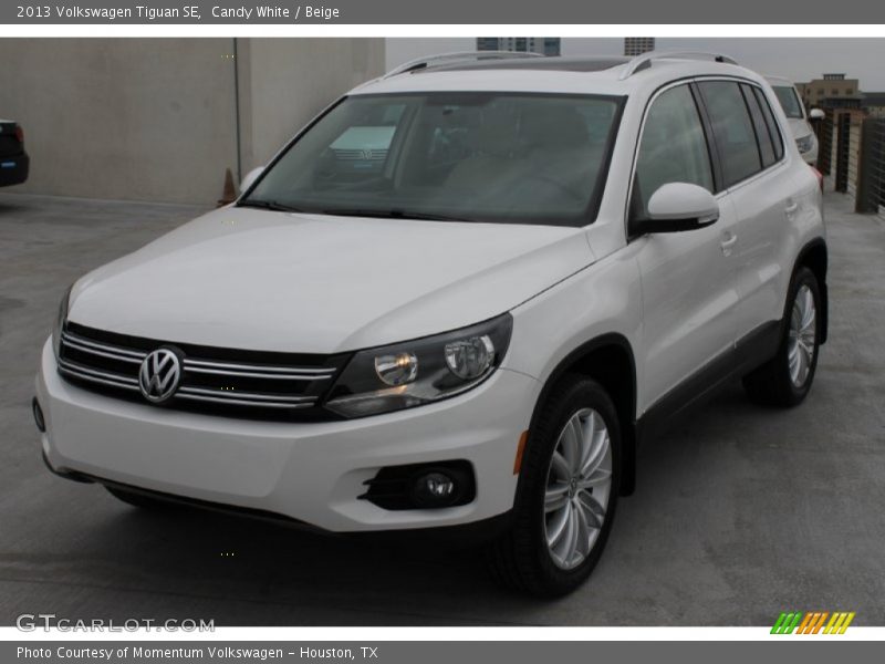 Candy White / Beige 2013 Volkswagen Tiguan SE