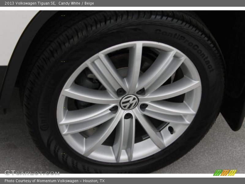 Candy White / Beige 2013 Volkswagen Tiguan SE