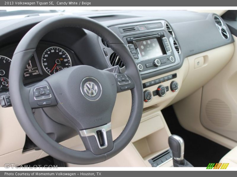 Candy White / Beige 2013 Volkswagen Tiguan SE