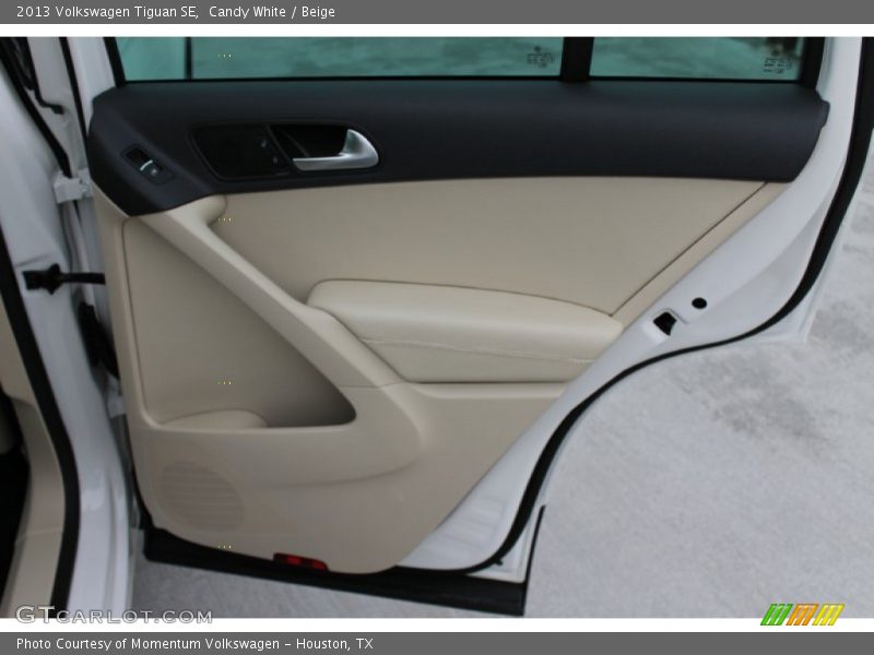 Candy White / Beige 2013 Volkswagen Tiguan SE