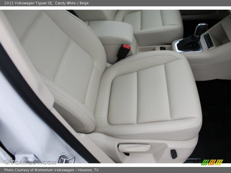 Candy White / Beige 2013 Volkswagen Tiguan SE