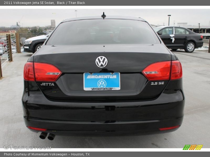 Black / Titan Black 2011 Volkswagen Jetta SE Sedan