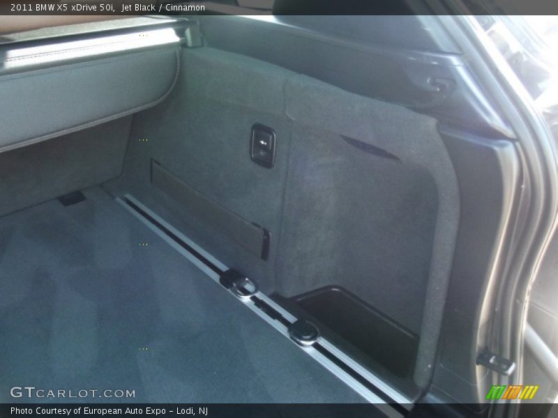 Jet Black / Cinnamon 2011 BMW X5 xDrive 50i